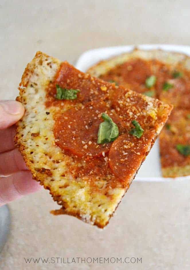 Quick Easy Low-Carb Skillet Pizza