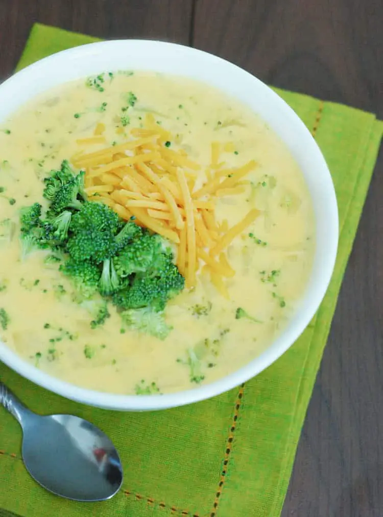 Low-Carb Broccoli Cheese Soup