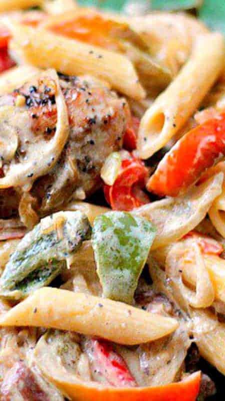 Chicken And Peppers In White Sauce