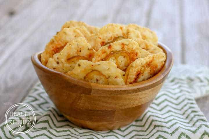 Low Carb (2 Ingredient) Crispy Jalapeño Cheese Crackers