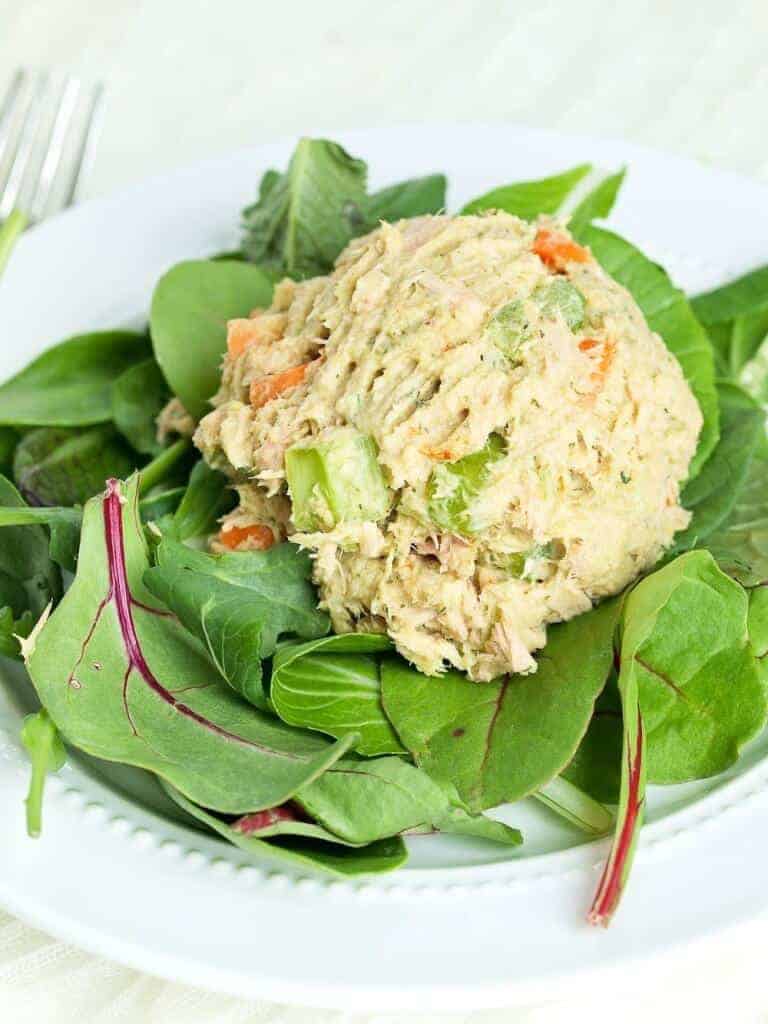 Avocado tuna salad