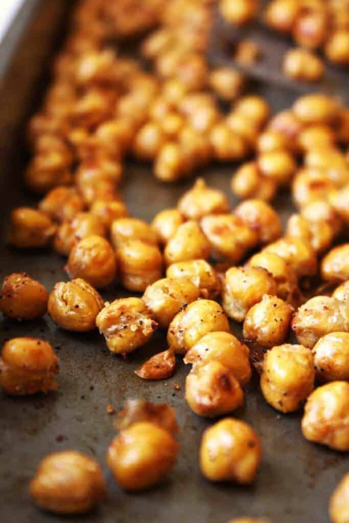 Crispy Garlic Bread Chickpeas