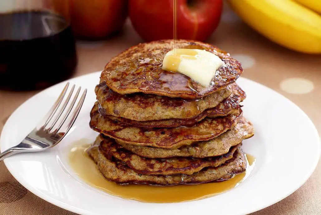 Paleo Apple Cinnamon Pancakes