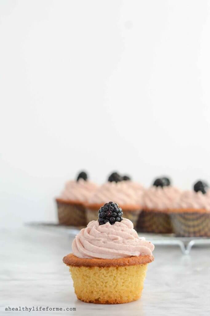 Lemon Blackberry Cupcakes