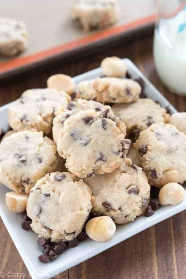 Macadamia Chocolate Chip Shortbread Cookies