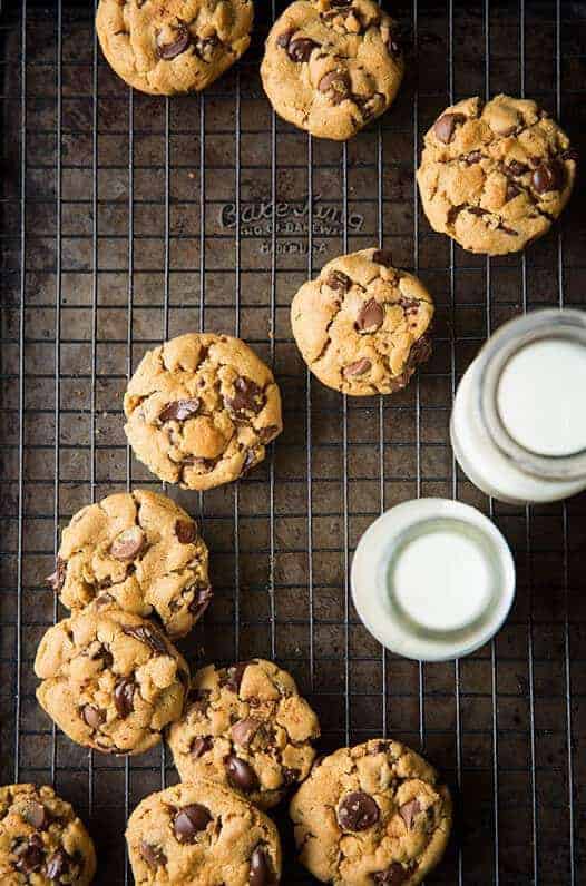 Flourless Peanut Butter Chocolate Chip Cookies