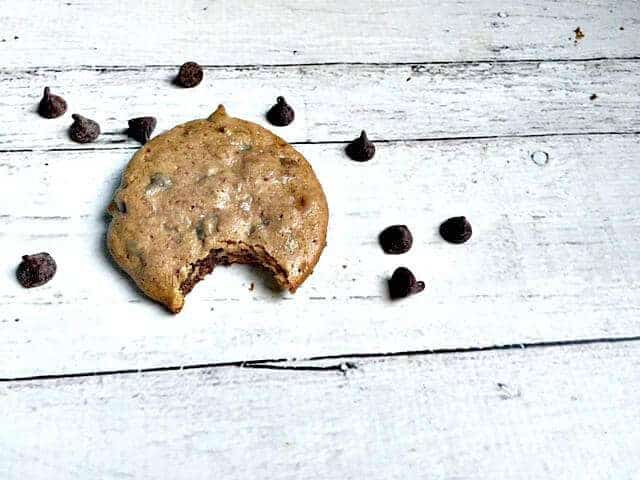 Soft, Chewy & Paleo Chocolate Chip Cookies