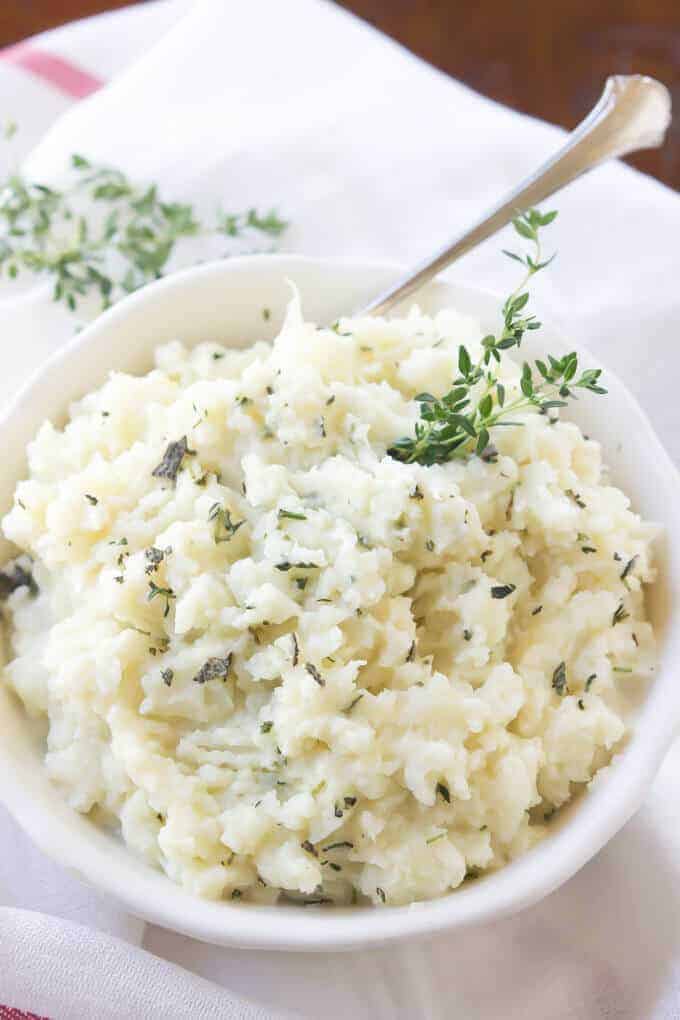 Paleo Slow Cooker Garlic Herb Mashed Cauliflower