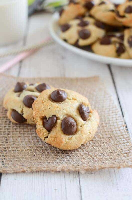 Paleo Chocolate Chip Cookies